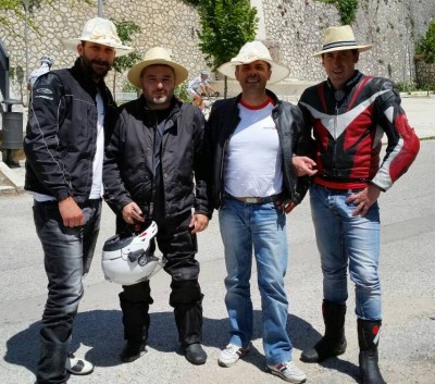 rocca calascio.jpg (103.37 KiB) Visto 5504 volte rocca calascio.jpg